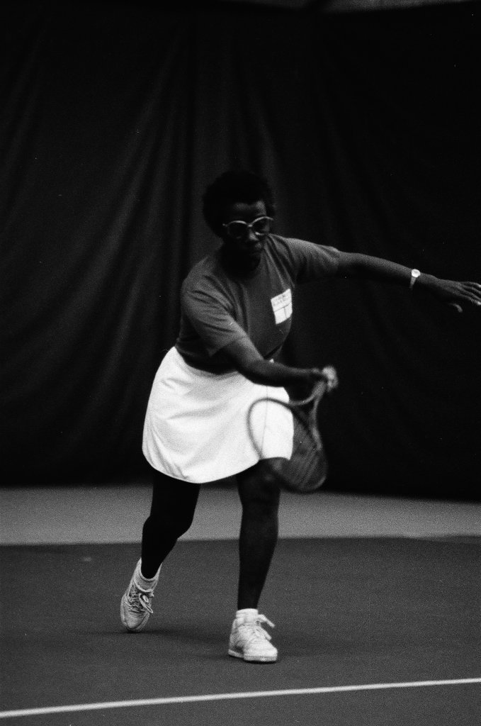 South Side women's tennis team - Chicago Sun-Times