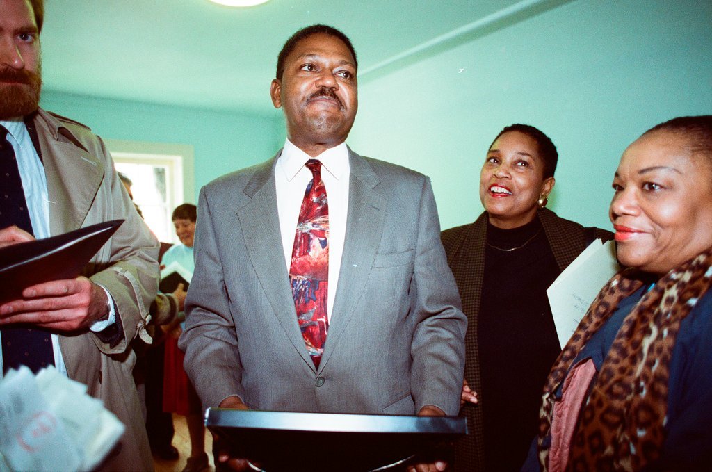 Grand opening of Miriam Apartments, single-occupancy rooms for women - Nancy Stuenkel for Chicago Sun-Times