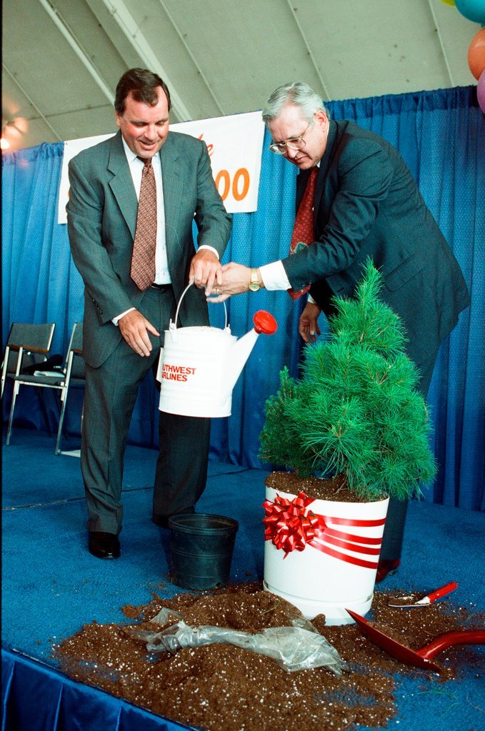 Celebration for Southwest Airlines expansion at Midway Airport - Bob Ringham for Chicago Sun-Times