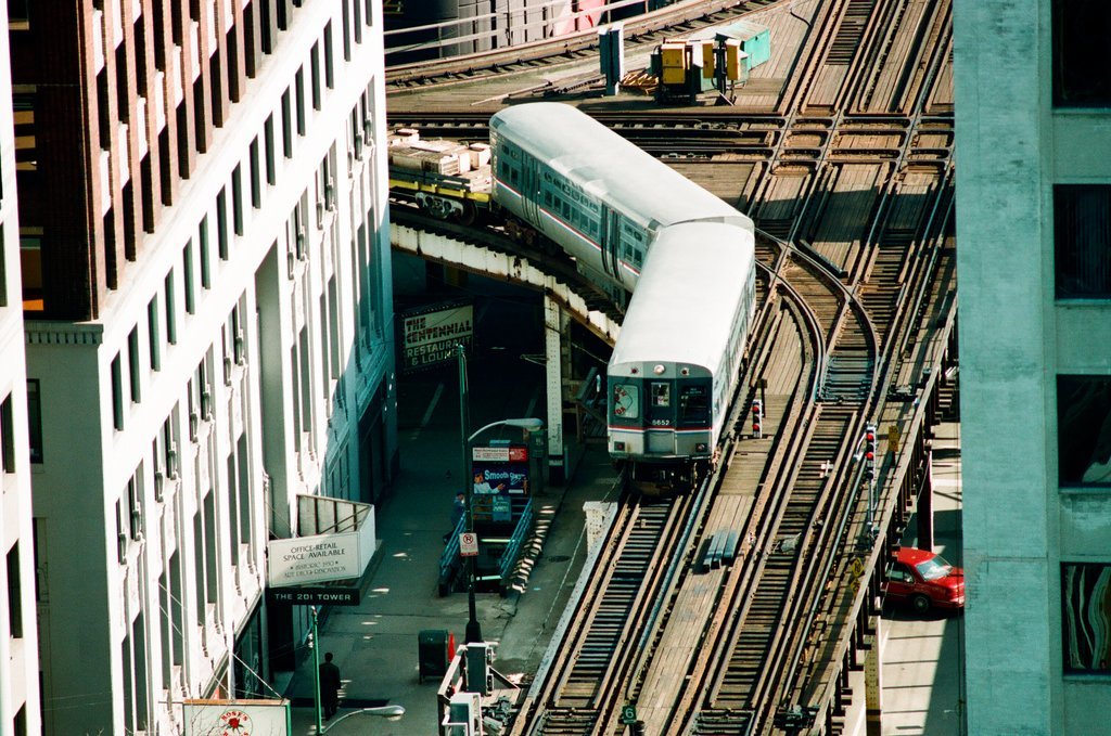 CTA elevated trains and buses in the Loop - Chicago Sun-Times