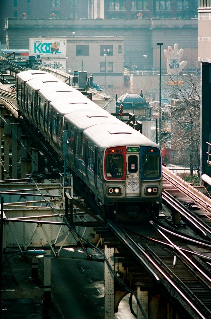 CTA elevated trains and buses in the Loop - Chicago Sun-Times