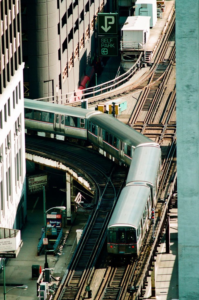 CTA elevated trains and buses in the Loop - Chicago Sun-Times