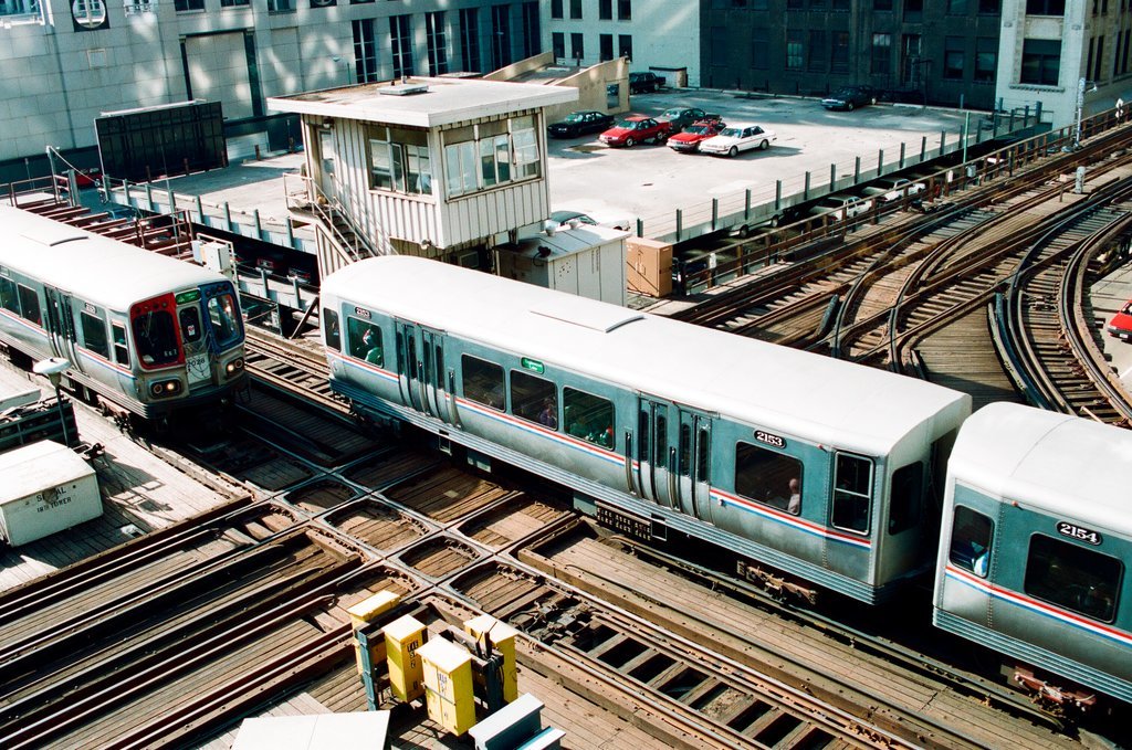 CTA elevated trains and buses in the Loop - Chicago Sun-Times