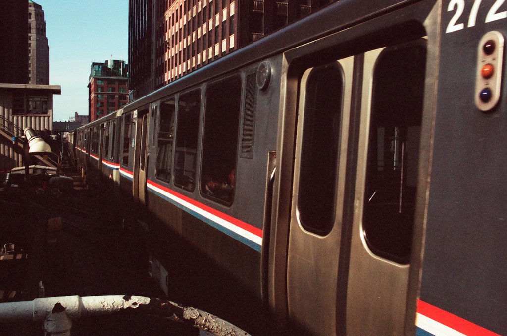 CTA elevated trains and buses in the Loop - Chicago Sun-Times