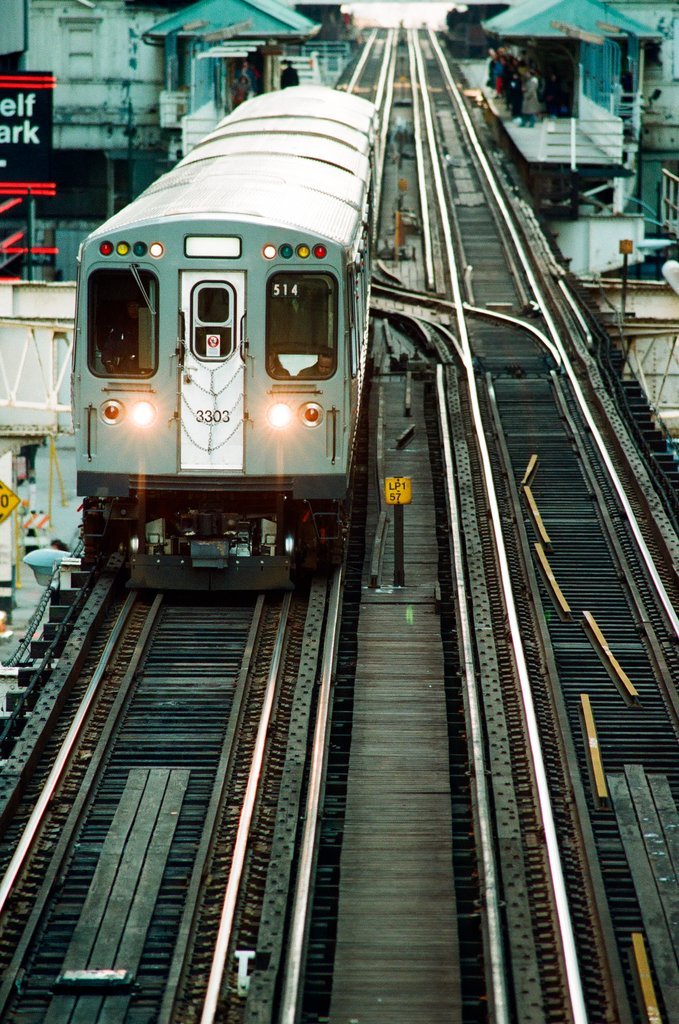 CTA elevated trains and buses in the Loop - Chicago Sun-Times