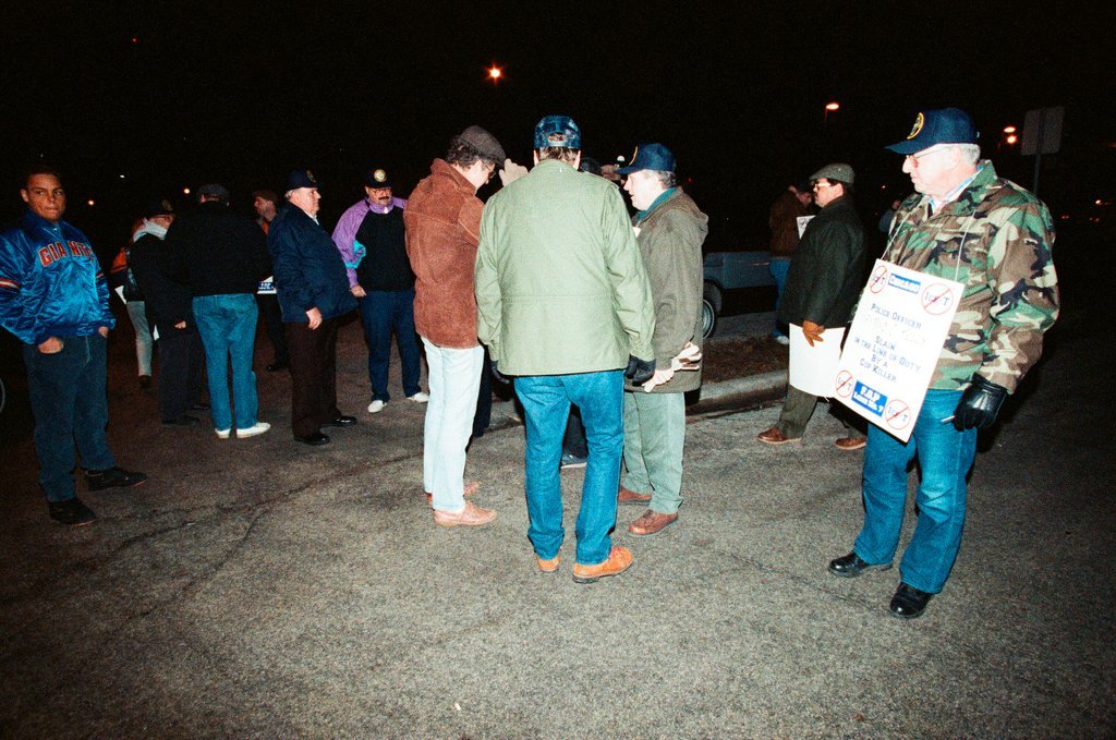 Chicago police protest Ice-T concert - Bob (Robert) Black for Chicago Sun-Times