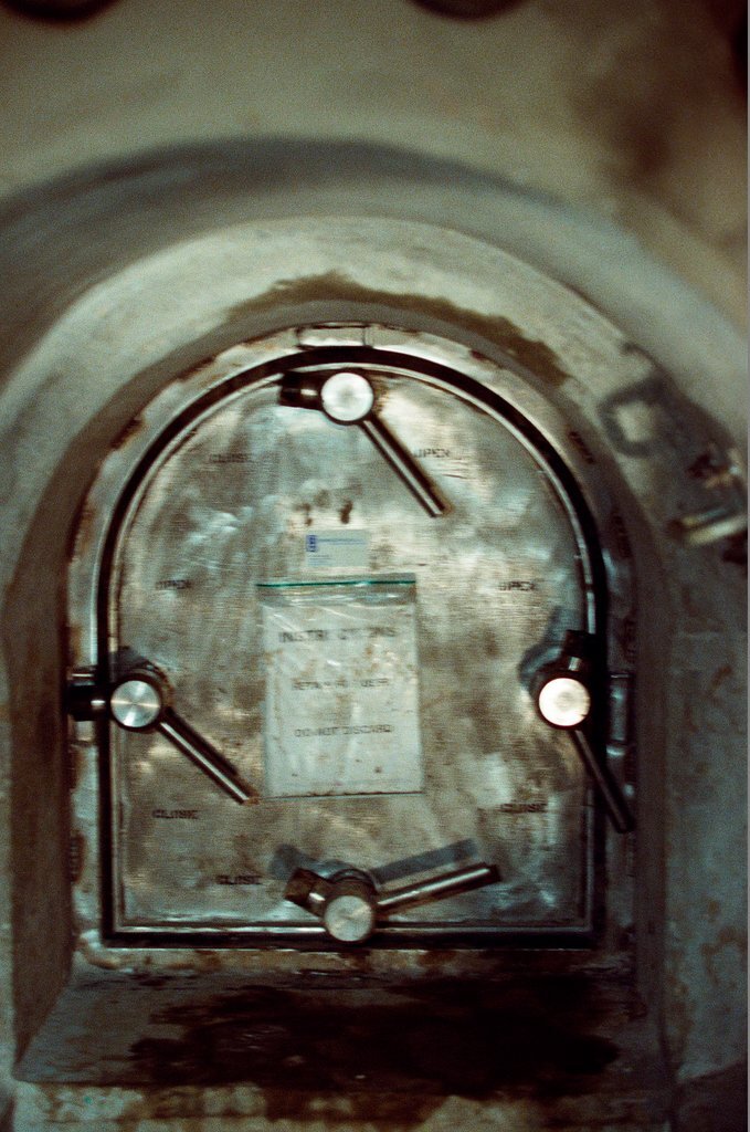 Tour of the freight tunnel systems following the installation of bulkheads - Al Podgorski for Chicago Sun-Times