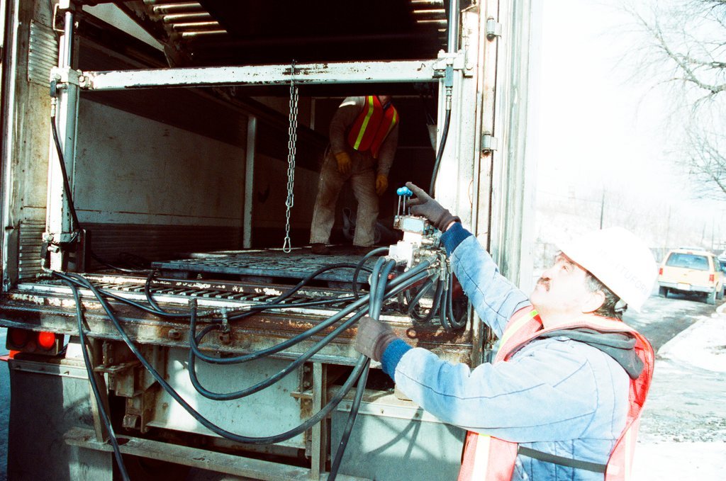 Mayor Richard M. Daley inspects new sewer repair technology - Al Podgorski for Chicago Sun-Times