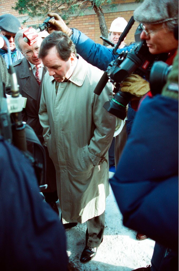 Mayor Richard M. Daley inspects new sewer repair technology - Al Podgorski for Chicago Sun-Times