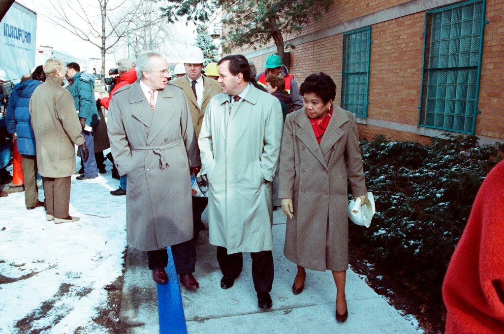 Mayor Richard M. Daley inspects new sewer repair technology - Al Podgorski for Chicago Sun-Times