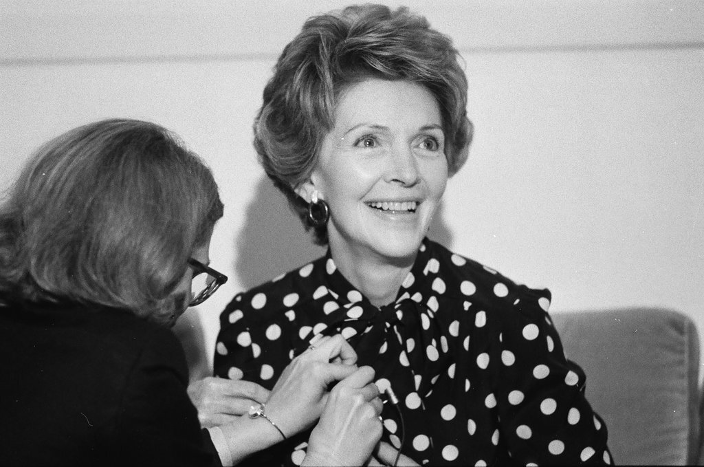 First Lady Nancy Reagan visits the Gateway House rehabilitation center - Chicago Sun-Times