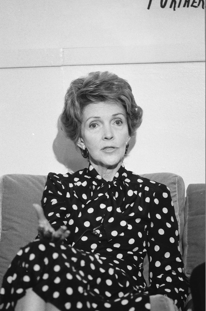 First Lady Nancy Reagan visits the Gateway House rehabilitation center - Chicago Sun-Times