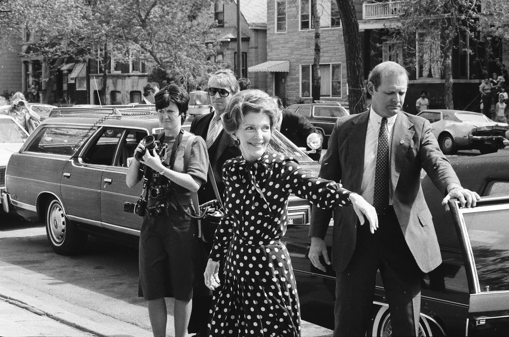 First Lady Nancy Reagan visits the Gateway House rehabilitation center - Chicago Sun-Times