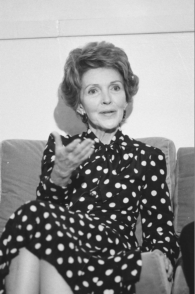 First Lady Nancy Reagan visits the Gateway House rehabilitation center - Chicago Sun-Times