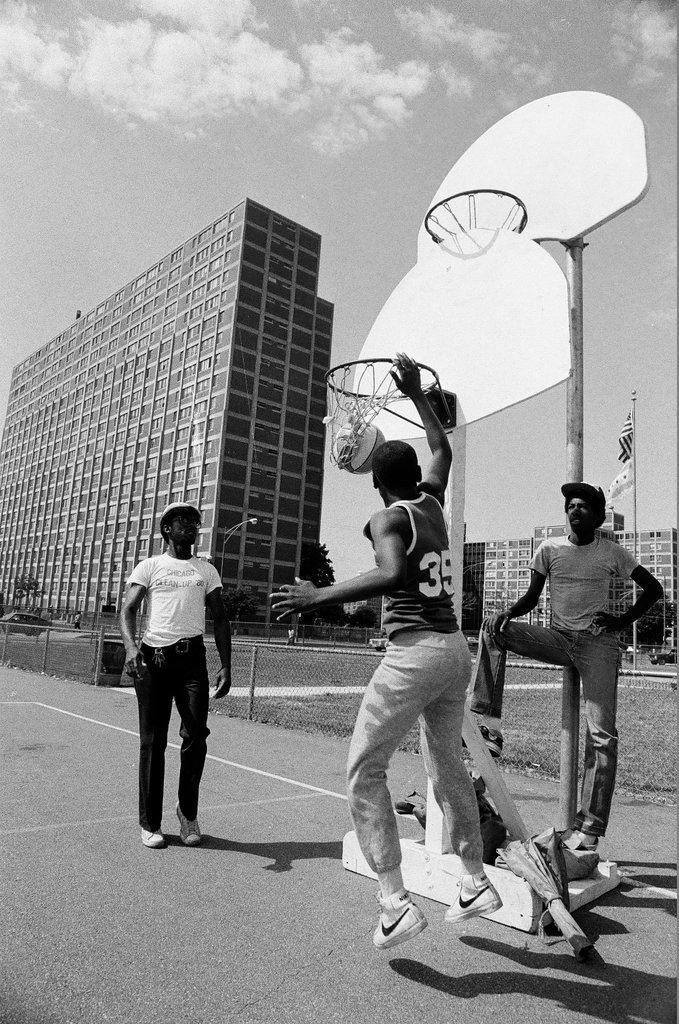Cabrini-Green Sports and Talent Day - Pete Souza for Chicago Sun-Times