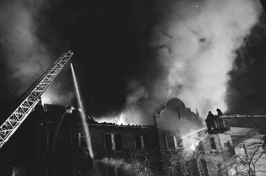 Fire at 6010 South Martin Luther King Jr. Drive - Keating for Chicago Sun-Times