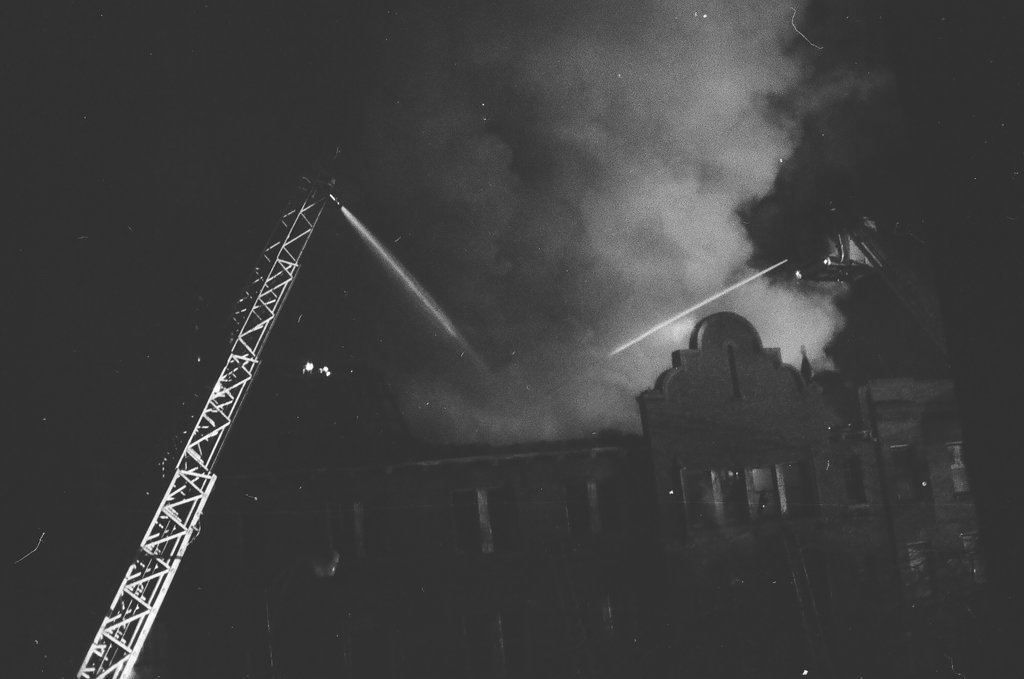 Fire at 6010 South Martin Luther King Jr. Drive - Keating for Chicago Sun-Times