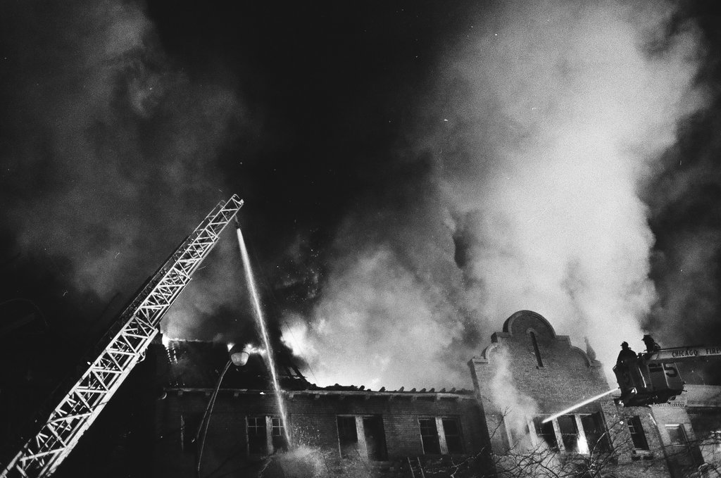 Fire at 6010 South Martin Luther King Jr. Drive - Keating for Chicago Sun-Times