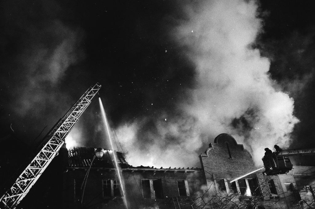 Fire at 6010 South Martin Luther King Jr. Drive - Keating for Chicago Sun-Times