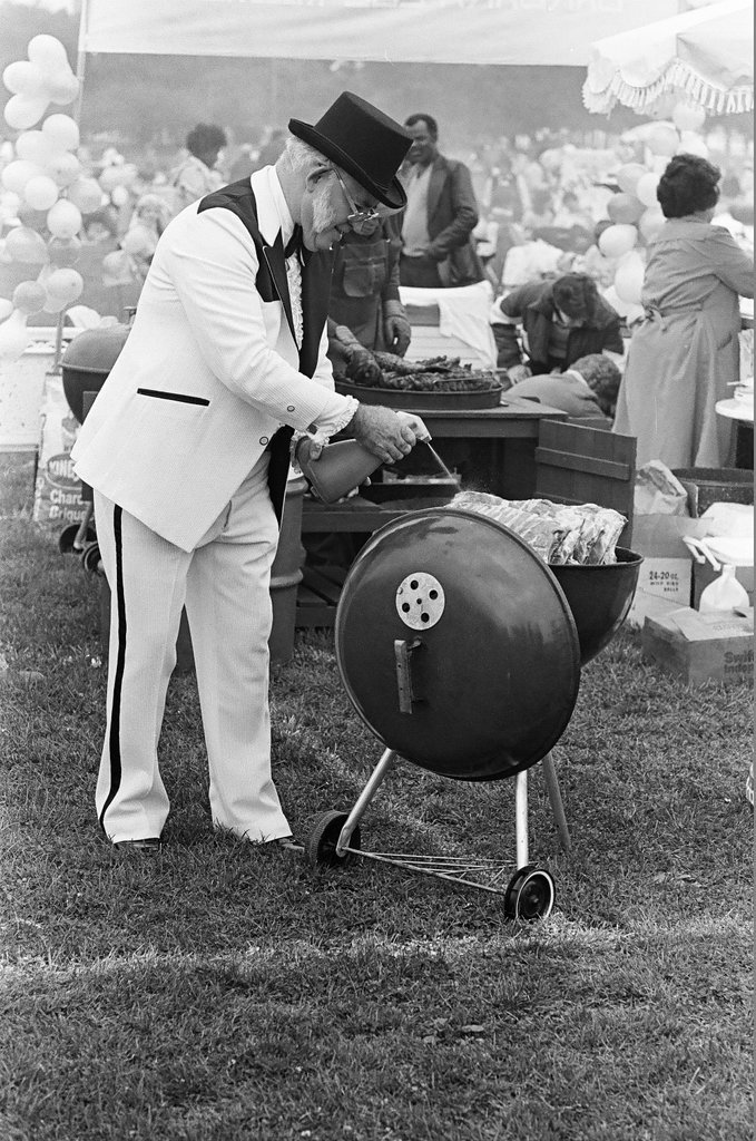 Royko Ribfest in Grant Park - Pete Souza for Chicago Sun-Times