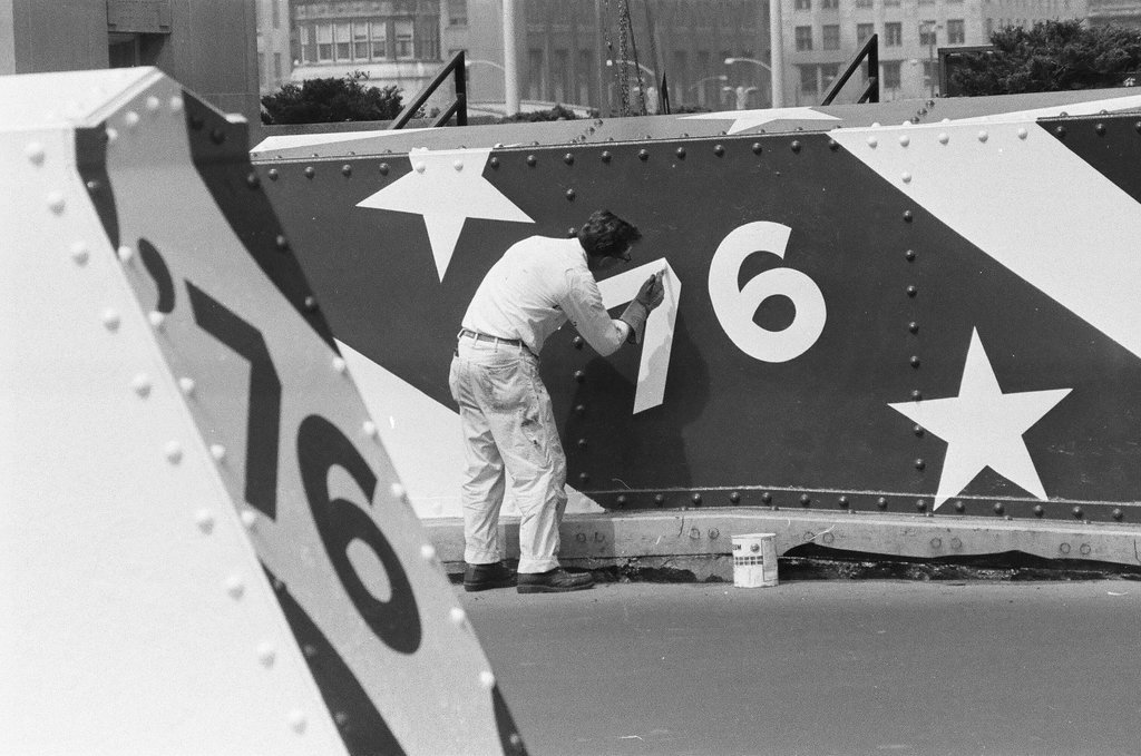 State Street Bridge decorated for Bicentennial - John Tweedle for Chicago Sun-Times
