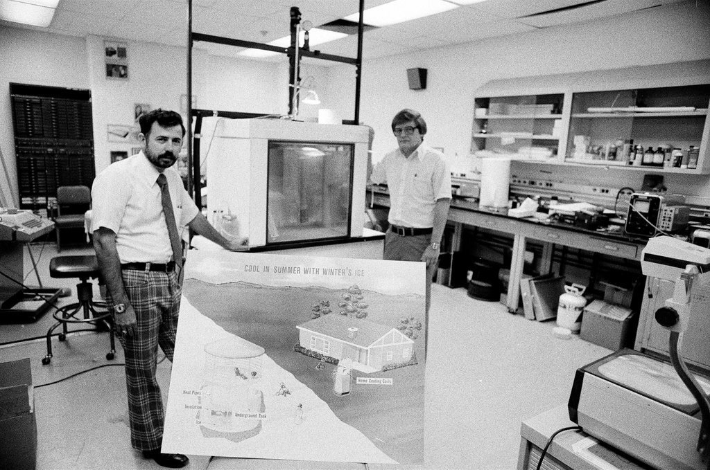 Solar energy system at Argonne National Laboratory - Jack Lenahan for Chicago Sun-Times