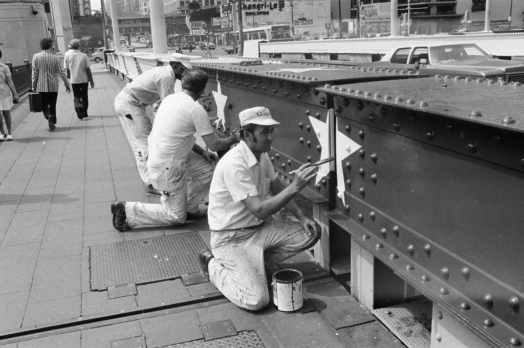 State Street Bridge decorated for Bicentennial - John Tweedle for Chicago Sun-Times