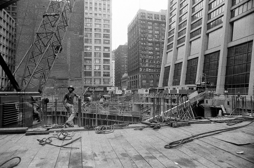 Construction on Madison and Monroe - Jack Lenahan for Chicago Sun-Times