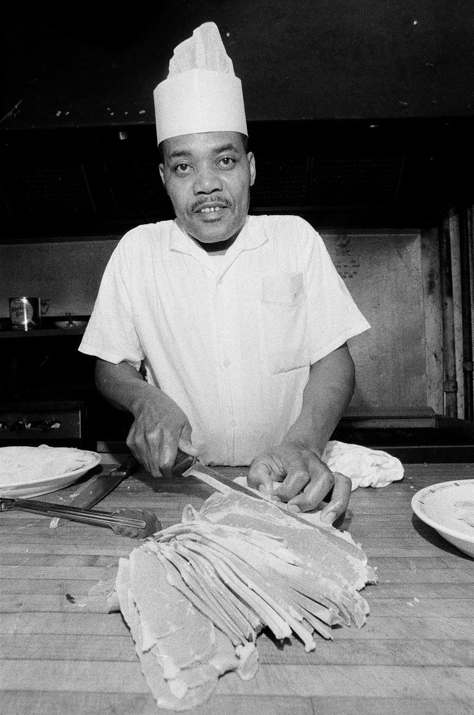 Bubbee's deli in Lakeview - Chicago Sun-Times