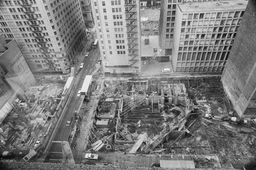 Construction on Madison and Monroe - Jack Lenahan for Chicago Sun-Times