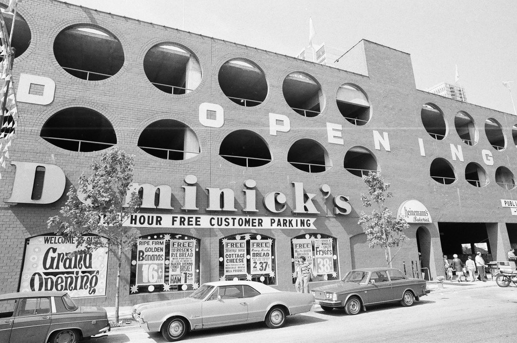 New Dominick's at Piper's Alley - James DePree for Chicago Sun-Times