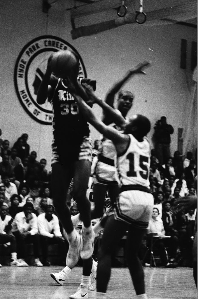 King v. Hyde Park basketball game - Chicago Sun-Times
