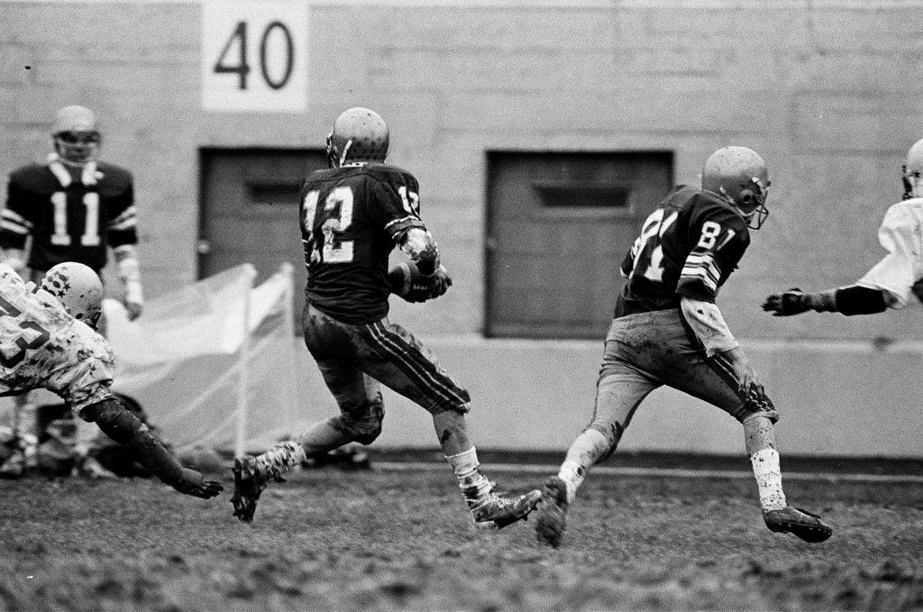 Lech Tech v. Chicago Vocational football game - Chicago Sun-Times