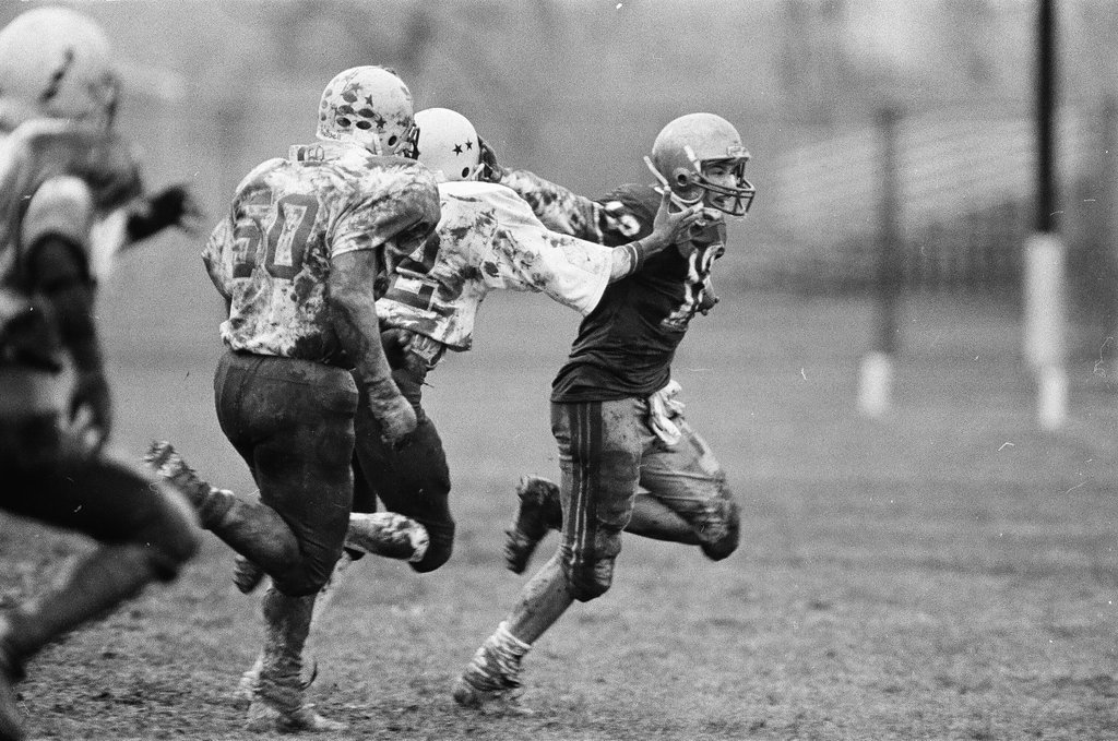Lech Tech v. Chicago Vocational football game - Chicago Sun-Times