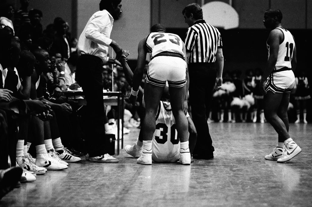 King v. Hyde Park basketball game - Chicago Sun-Times