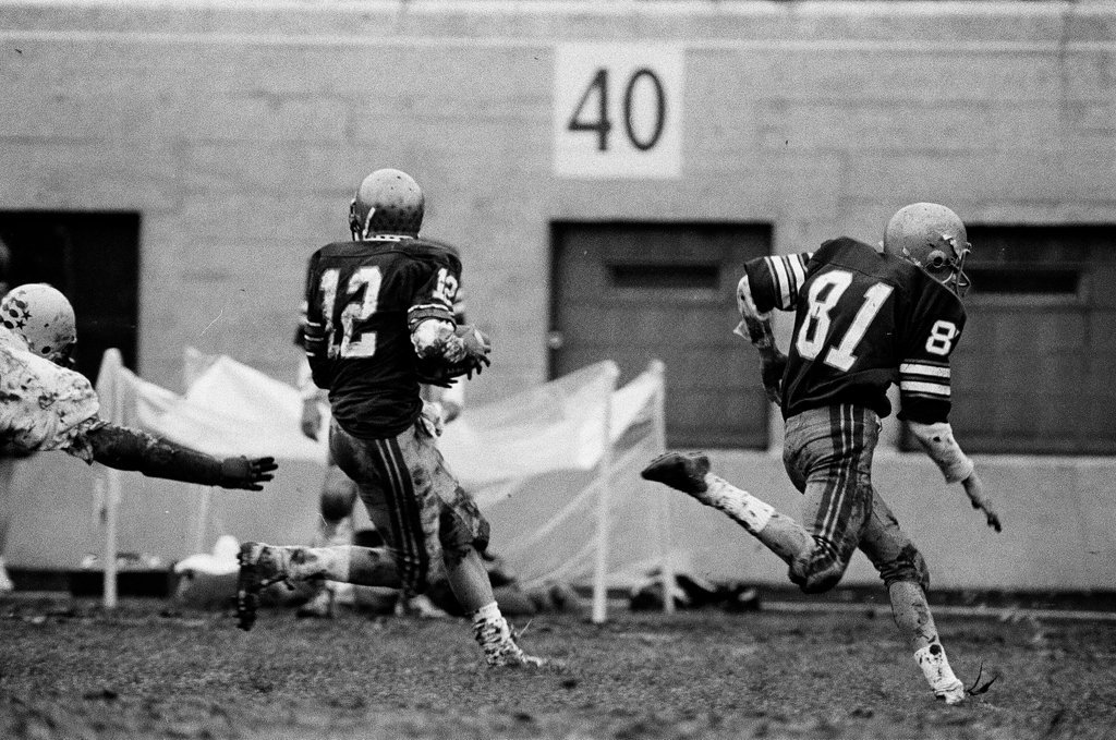 Lech Tech v. Chicago Vocational football game - Chicago Sun-Times