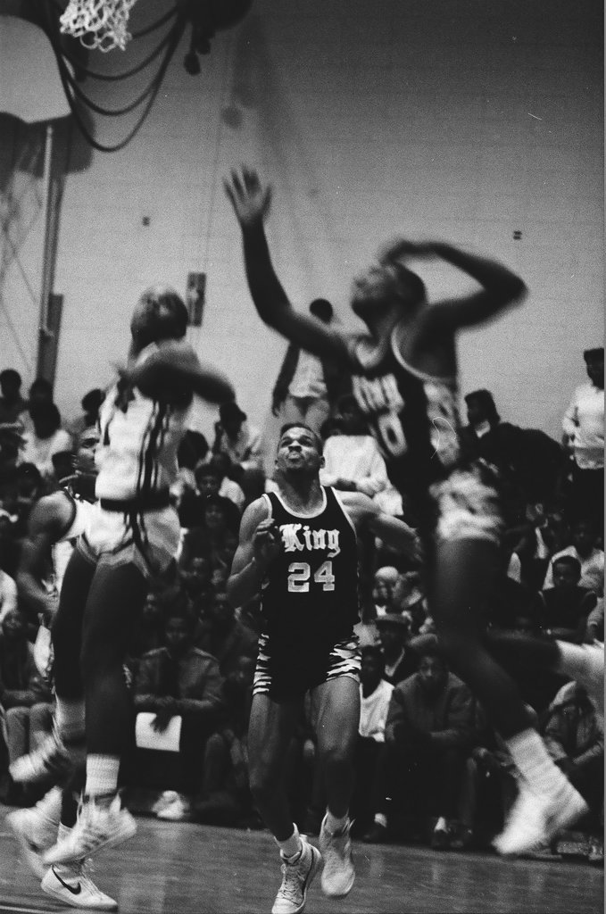 King v. Hyde Park basketball game - Chicago Sun-Times
