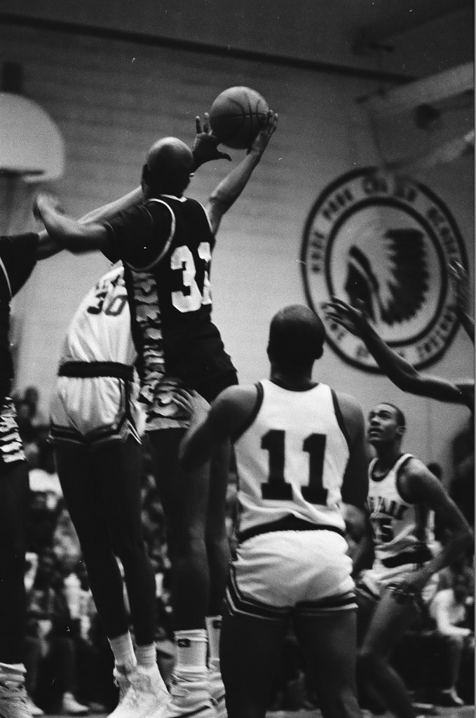 King v. Hyde Park basketball game - Chicago Sun-Times