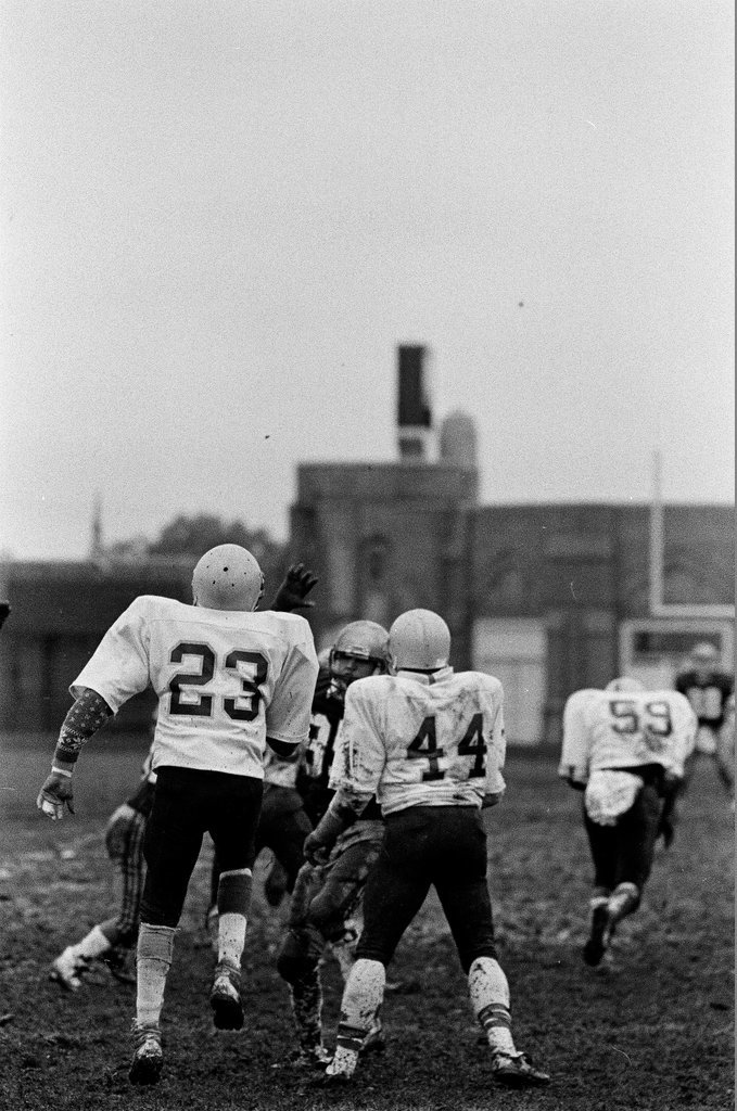 Lech Tech v. Chicago Vocational football game - Chicago Sun-Times