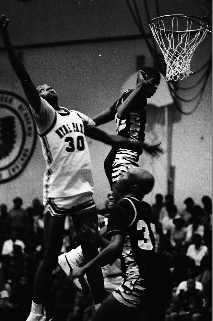 King v. Hyde Park basketball game - Chicago Sun-Times