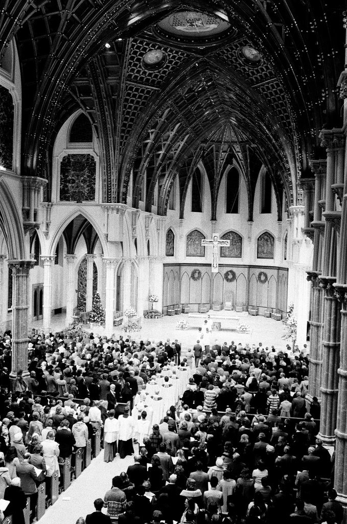 Holy Name Cathedral - Chicago Sun-Times