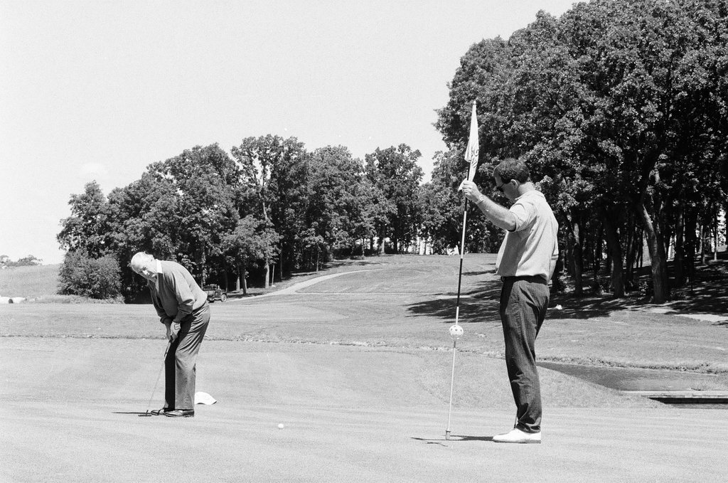 New Ivanhoe Golf Club - Chicago Sun-Times