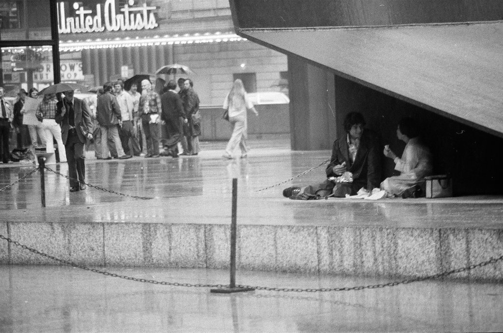 Rainy day in the Loop - Chicago Sun-Times