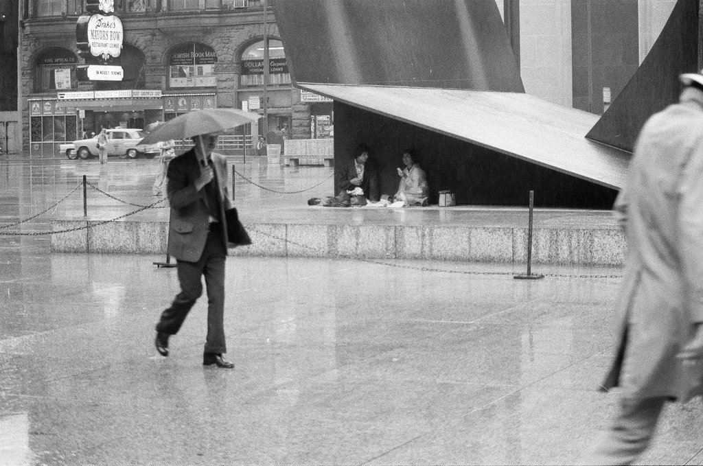 Rainy day in the Loop - Chicago Sun-Times