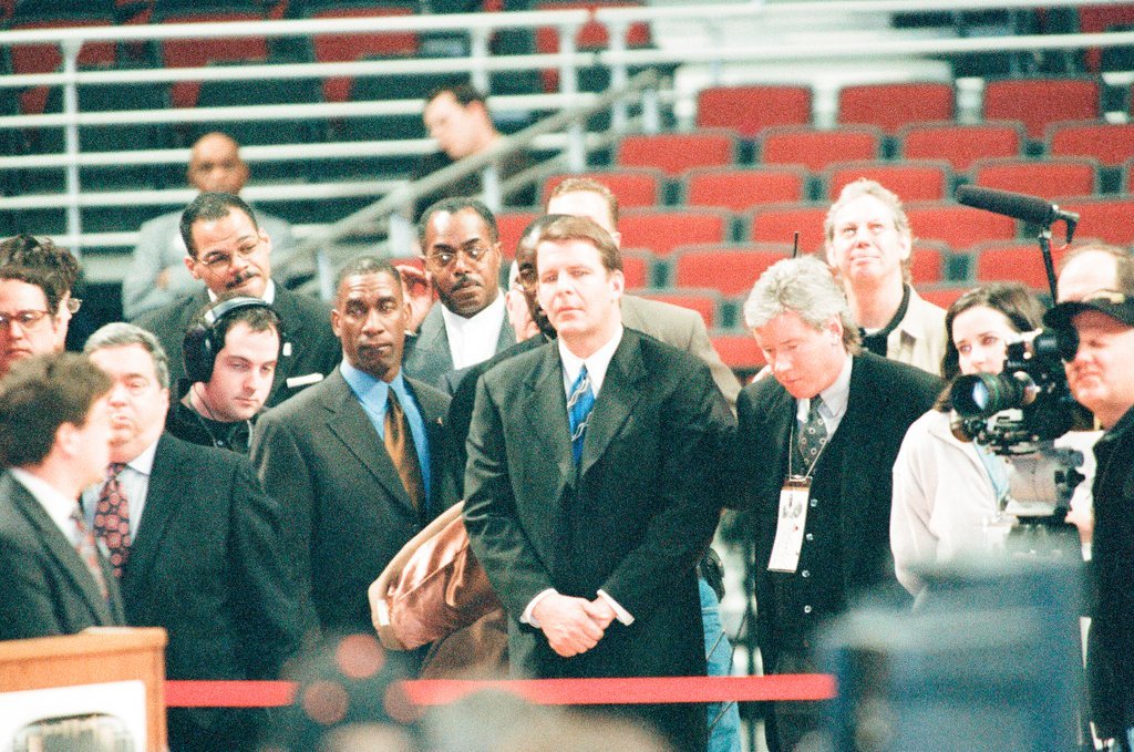 Michael Jordan announces his second retirement - Chicago Sun-Times