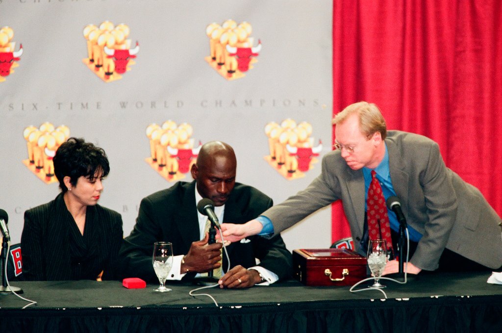 Michael Jordan announces his second retirement - Chicago Sun-Times