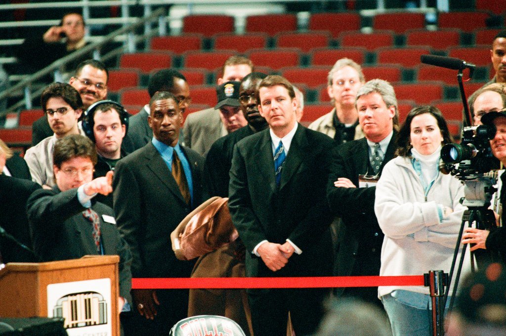 Michael Jordan announces his second retirement - Chicago Sun-Times