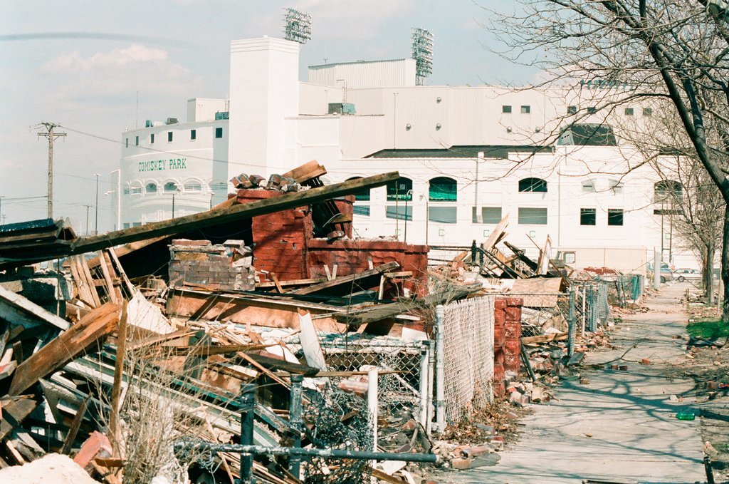 Construction crews put finishing touches on the new Comiskey Park stadium - Chicago Sun-Times