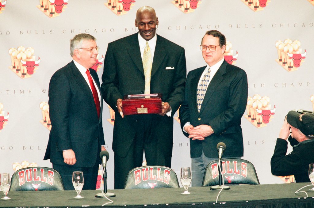 Michael Jordan announces his second retirement - Chicago Sun-Times