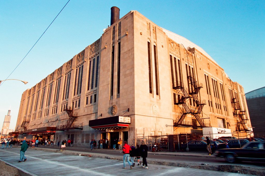 Exterior shots of the Chicago Stadium - Chicago Sun-Times